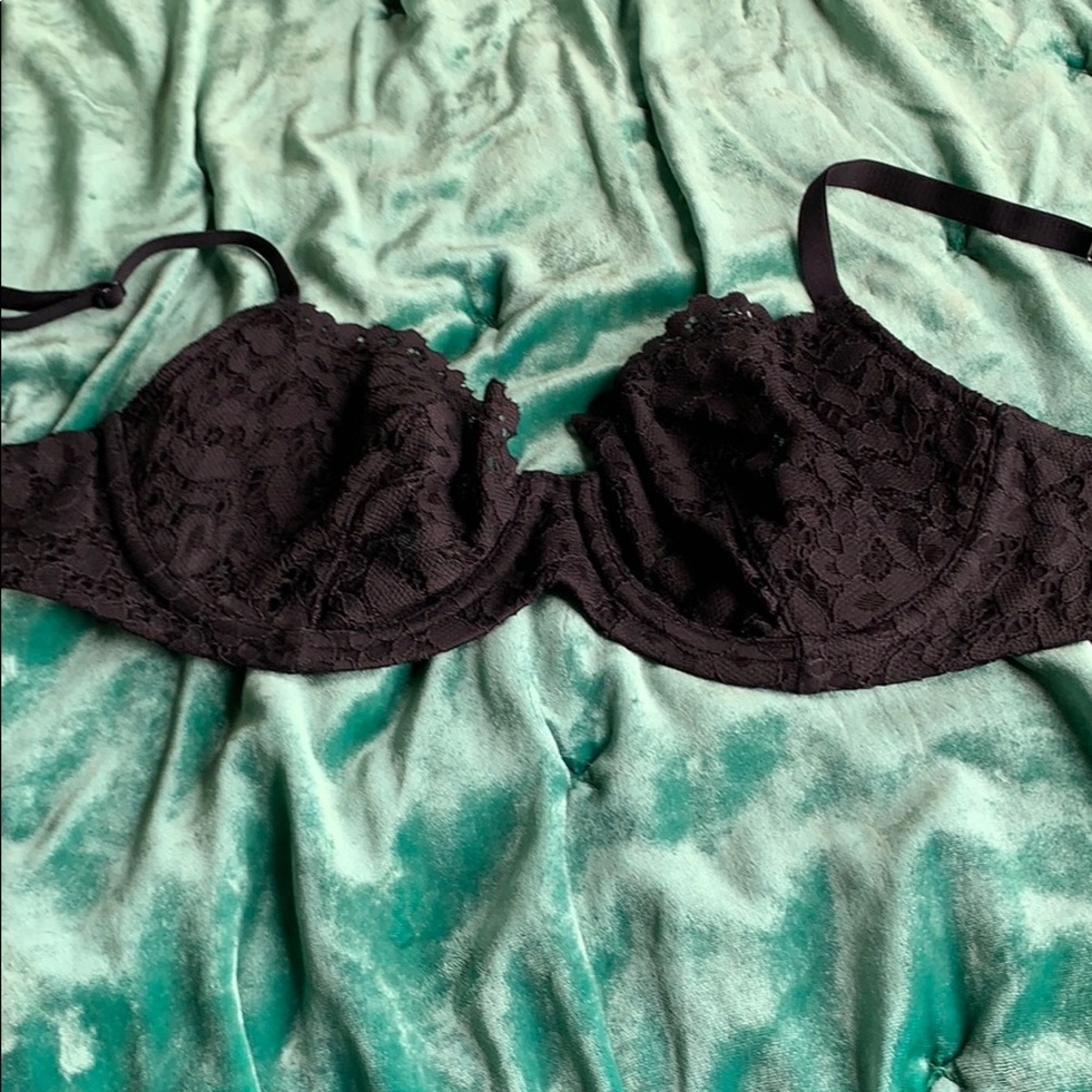 Victoria Secret Lace Bra 36C